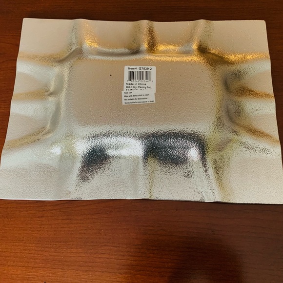 Shiny gold painted glass serving dish 13”x10 rectangle shiny party platter - Picture 3 of 5